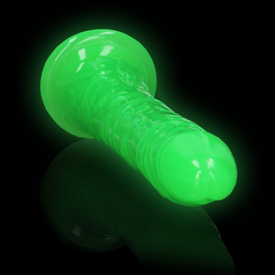 Slank Realistisch Dildo met Zuignap - Glow in the Dark - 8'' / 20 cm - Afbeelding 6