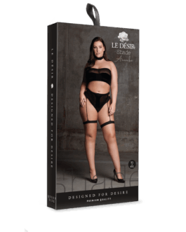 Ananke XII – Drie Delen met Choker, Bandeau Top en Pantie met Garters – Plus Size
